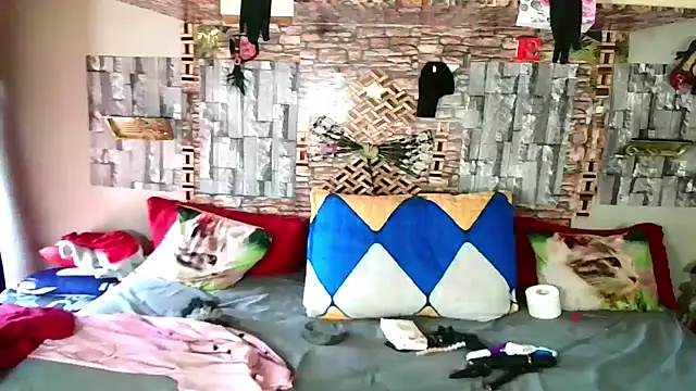 Snapshot of Indian_Blaze00 chatting on 11-10-25, 09:19 Indian Blaze00 online show from 11-10-25, 09:19