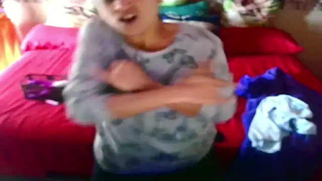 Snapshot of Indian_Blaze00 chatting on 12-03-25, 09:29 Indian Blaze00 online show from 12-03-25, 09:29