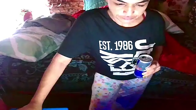 Snapshot of Indian_Blaze00 chatting on 12-22-25, 04:42 Indian Blaze00 online show from 12-22-25, 04:42