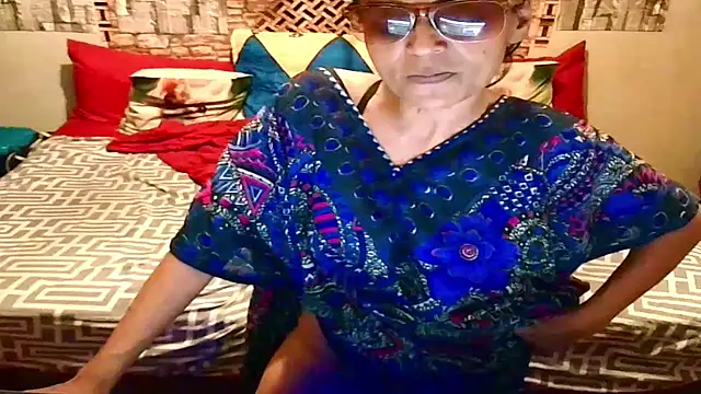 Snapshot of Indian_Blaze00 chatting on 01-09-26, 07:37 Indian Blaze00 online show from 01-09-26, 07:37