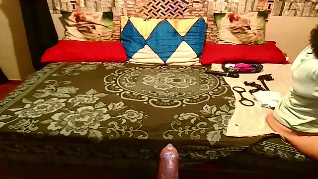 Snapshot of Indian_Blaze00 chatting on 01-14-26, 06:35 Indian Blaze00 online show from 01-14-26, 06:35