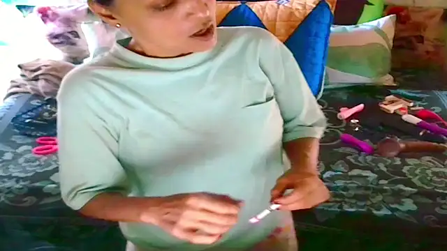 Snapshot of Indian_Blaze00 chatting on 02-07-26, 12:20 Indian Blaze00 online show from 02-07-26, 12:20