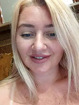 Snapshot of LadyLolyPop_ chatting on 06-23-26, 12:52 LadyLolyPop online show from 06-23-26, 12:52