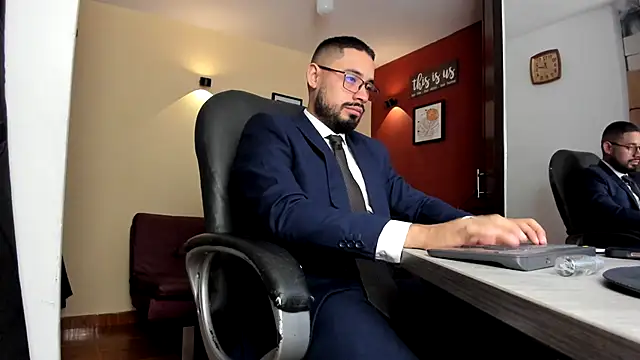 thesexlawyer1 online show from 05-21-26, 04:19