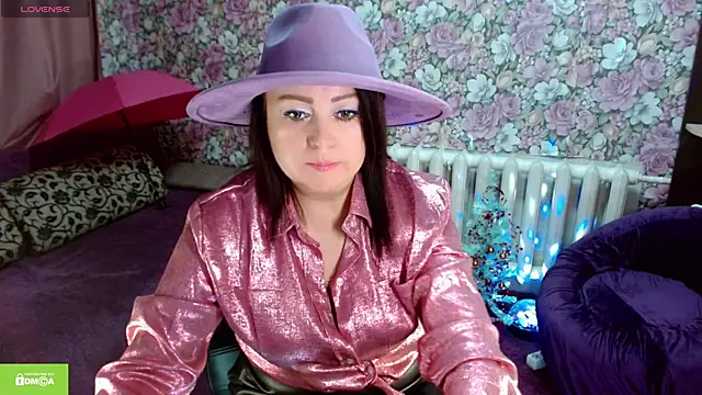 Snapshot of Julia-ru chatting on 12-22-25, 08:28 Julia-ru online show from 12-22-25, 08:28