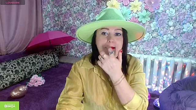 Snapshot of Julia-ru chatting on 02-13-26, 10:17 Julia-ru online show from 02-13-26, 10:17