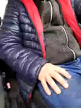 Snapshot of Sarpe84 chatting on 12-30-24, 06:31 Sarpe84 online show from 12-30-24, 06:31