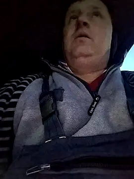 Snapshot of Sarpe84 chatting on 02-21-25, 04:05 Sarpe84 online show from 02-21-25, 04:05