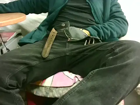 Giulio35 Pika online show from 11-29-25, 04:32