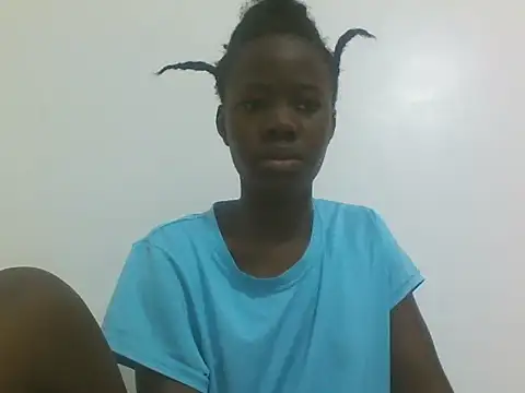 Snapshot of hey_its_andreana chatting on 06-03-26, 05:29 hey its andreana online show from 06-03-26, 05:29