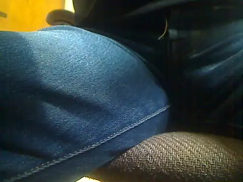 Snapshot of markluvskitty chatting on 06-19-26, 12:42 markluvskitty online show from 06-19-26, 12:42