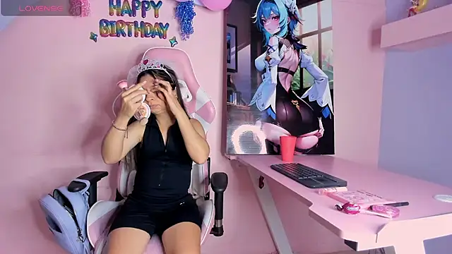 Snapshot of CharlotteMuller chatting on 03-10-26, 09:09 CharlotteMuller online show from 03-10-26, 09:09