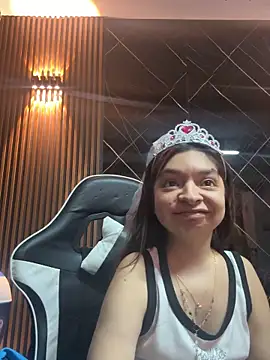 Snapshot of CharlotteMuller chatting on 03-13-26, 02:34 CharlotteMuller online show from 03-13-26, 02:34