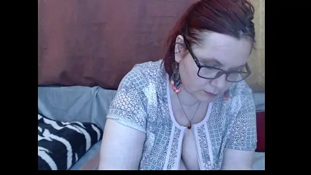 Snapshot of PlayfullMature chatting on 05-17-26, 12:34 PlayfullMature online show from 05-17-26, 12:34
