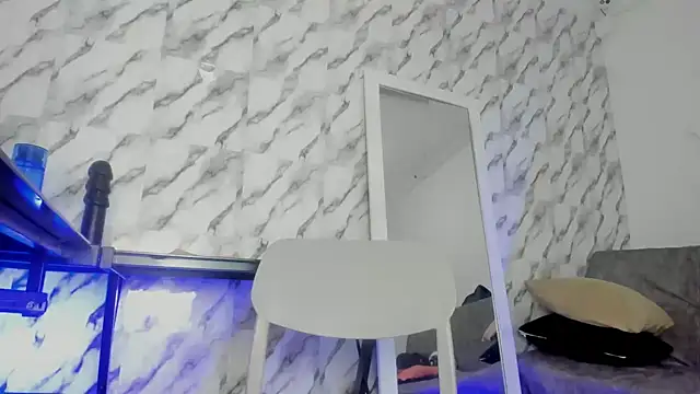 cathaarizti8 online show from 04-14-26, 03:07