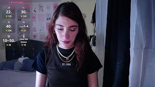 IsaBaileys  online show from 04-08-26, 03:06