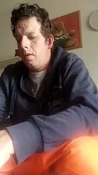 Knuffelstaaf123 online show from 03-31-26, 11:43