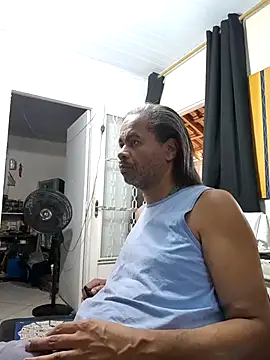Snapshot of JeanJavert chatting on 02-23-25, 11:44 JeanJavert online show from 02-23-25, 11:44