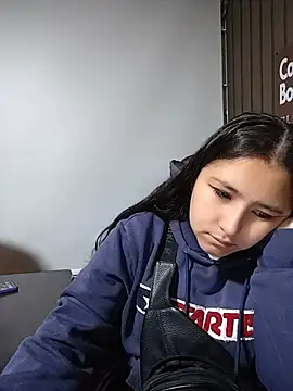 Snapshot of Cute_Penelope chatting on 07-17-26, 11:06 Cute Penelope online show from 07-17-26, 11:06