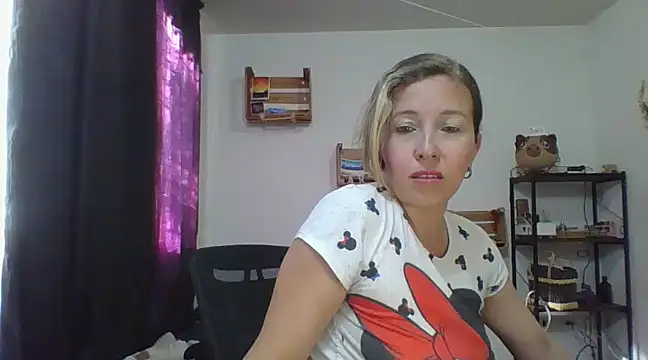 charlott ponce online show from 01-15-25, 09:41