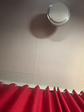 Astoria Moon online show from 02-20-26, 07:25