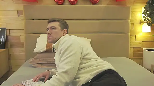 EthanPinkman online show from 02-11-26, 04:28