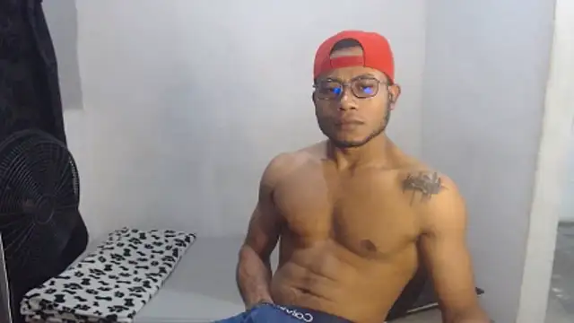 Snapshot of grandominantex1 chatting on 12-14-25, 10:58 grandominantex1 online show from 12-14-25, 10:58