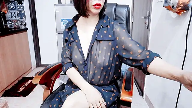 Miu-Le online show from 02-20-26, 04:40