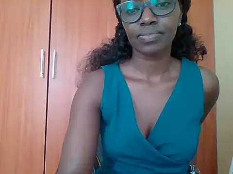 Snapshot of sexy_darleen23 chatting on 06-19-26, 10:52 sexy darleen23 online show from 06-19-26, 10:52