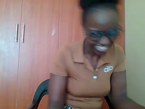 Snapshot of sexy_darleen23 chatting on 07-05-26, 07:15 sexy darleen23 online show from 07-05-26, 07:15