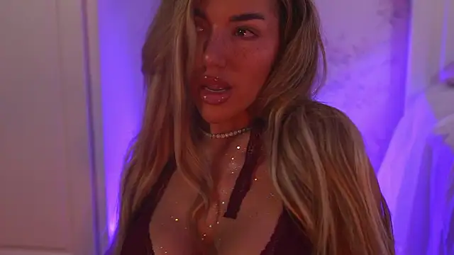 ClaraHazel online show from 01-17-26, 05:34