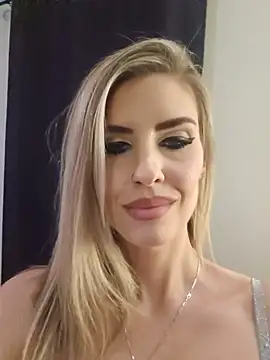ellieconradxo online show from 06-17-26, 03:09