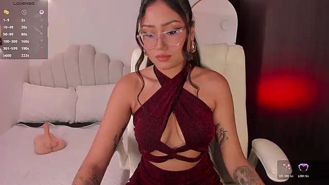 Snapshot of AmberLewis_ chatting on 03-04-26, 10:38 AmberLewis online show from 03-04-26, 10:38