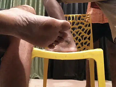 Snapshot of indianbull2023 chatting on 03-25-26, 09:48 indianbull2023 online show from 03-25-26, 09:48