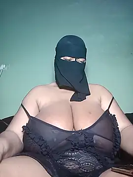 Loly mor online show from 01-30-25, 05:09