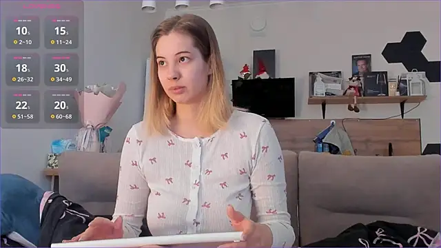 Snapshot of Girl_alone_home chatting on 03-26-26, 03:45 Girl alone home online show from 03-26-26, 03:45