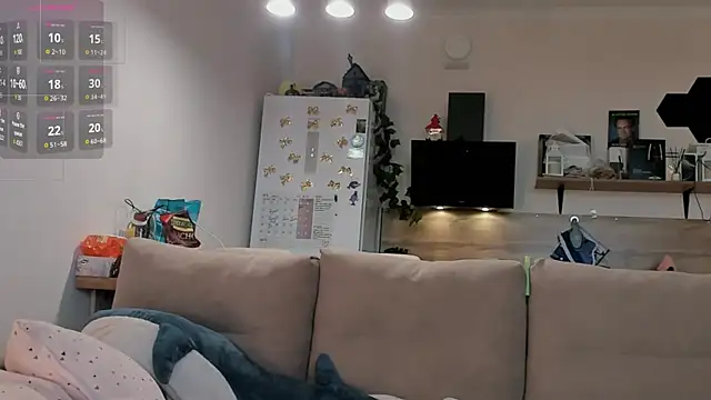Girl alone home online show from 05-21-26, 03:52