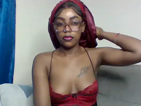 Snapshot of _crystal_princesss chatting on 05-28-26, 06:27 crystal princesss online show from 05-28-26, 06:27