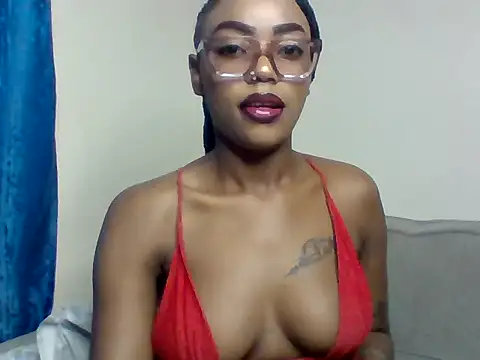 Snapshot of _crystal_princesss chatting on 06-06-26, 05:39 crystal princesss online show from 06-06-26, 05:39