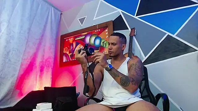 MagnusFrost online show from 03-20-26, 07:19