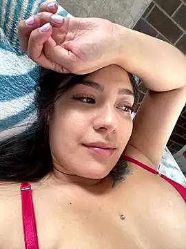 Latina vanessa online show from 03-20-26, 08:25