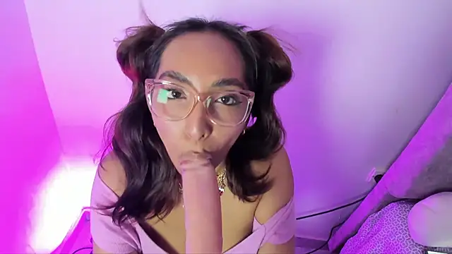 Leticia brownn1 online show from 05-20-26, 07:42