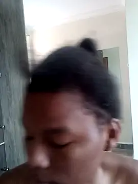 Snapshot of kelsie421 chatting on 12-12-24, 05:42 kelsie421 online show from 12-12-24, 05:42