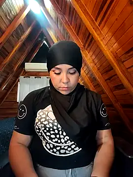 AmbarBurhan online show from 03-25-26, 04:35