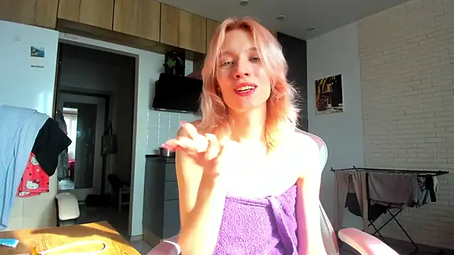  Alice Kitty online show from 02-18-26, 10:22