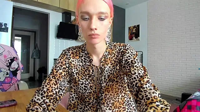 Snapshot of _Alice_Kitty chatting on 04-30-26, 12:33 Alice Kitty online show from 04-30-26, 12:33