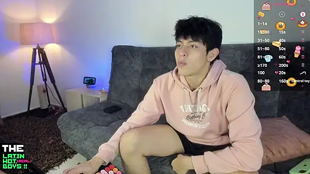 MyLatinHotBoys online show from 02-11-25, 11:44