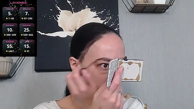 IzabelllNoir online show from 04-16-26, 08:59