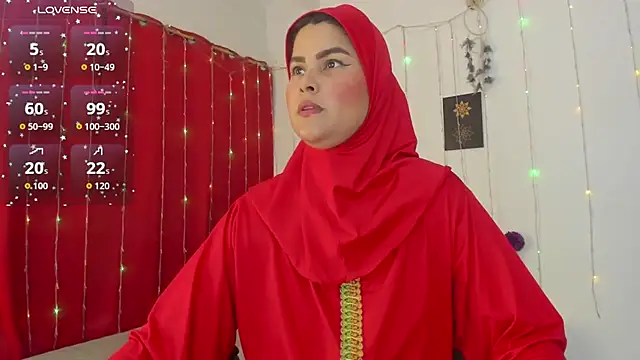 AishaAmin  online show from 04-08-26, 12:16