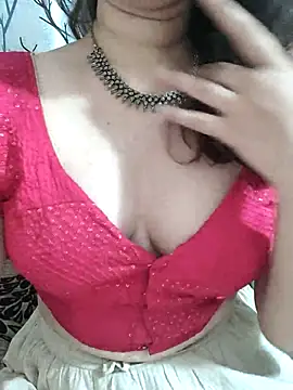 Brown Maxi online show from 03-15-25, 11:51